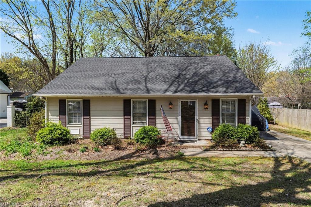 4724 Pennoak Road Greensboro, NC 27407 - Photo 1 of 27