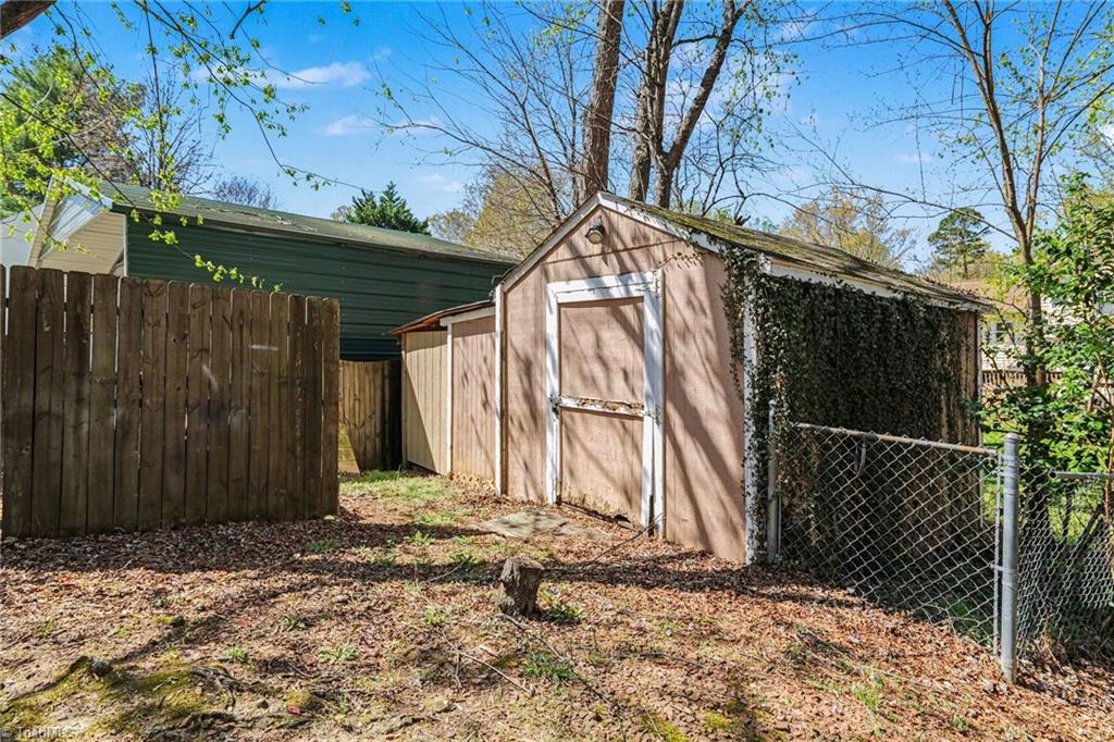 4724 Pennoak Road Greensboro, NC 27407 - Photo 26 of 27