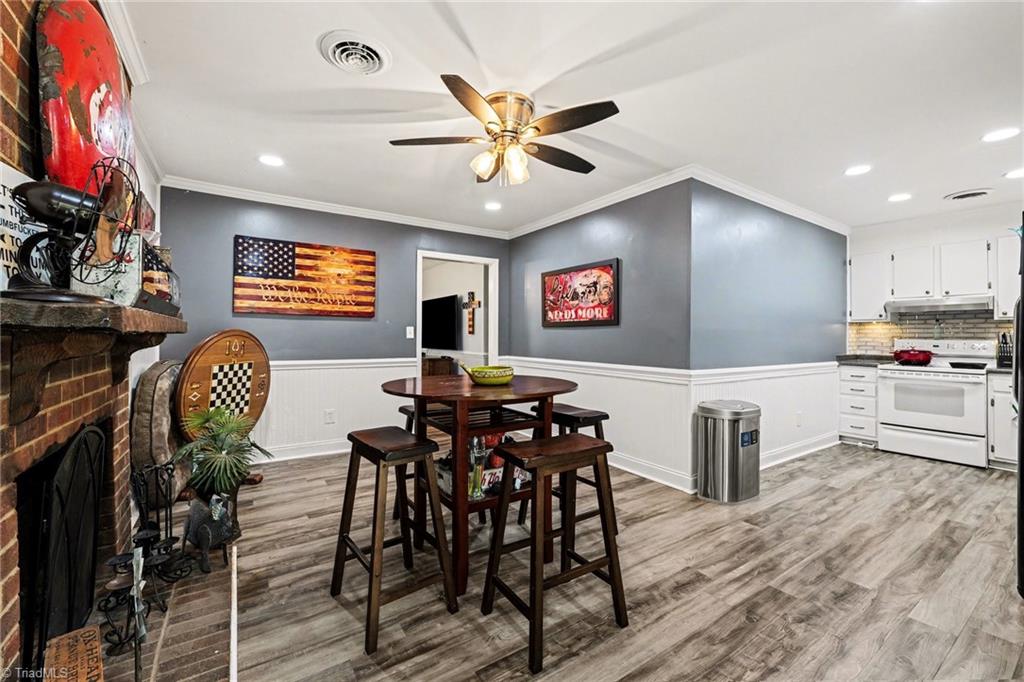 4724 Pennoak Road Greensboro, NC 27407 - Photo 8 of 27