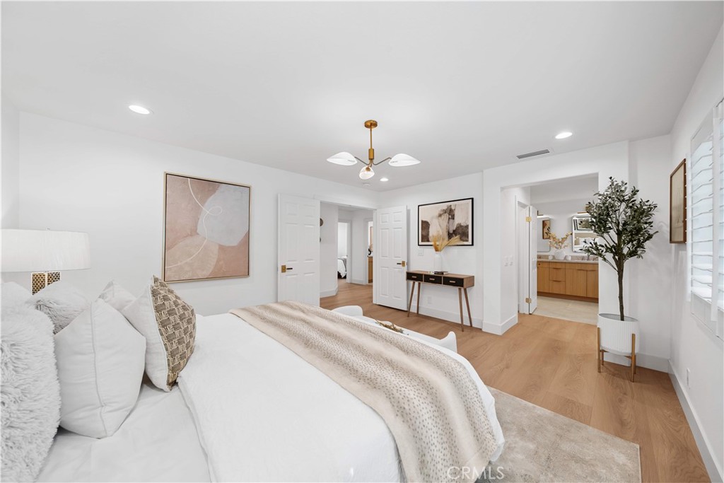 33 Winterfield Road Irvine, CA 92602 - Photo 13 of 35