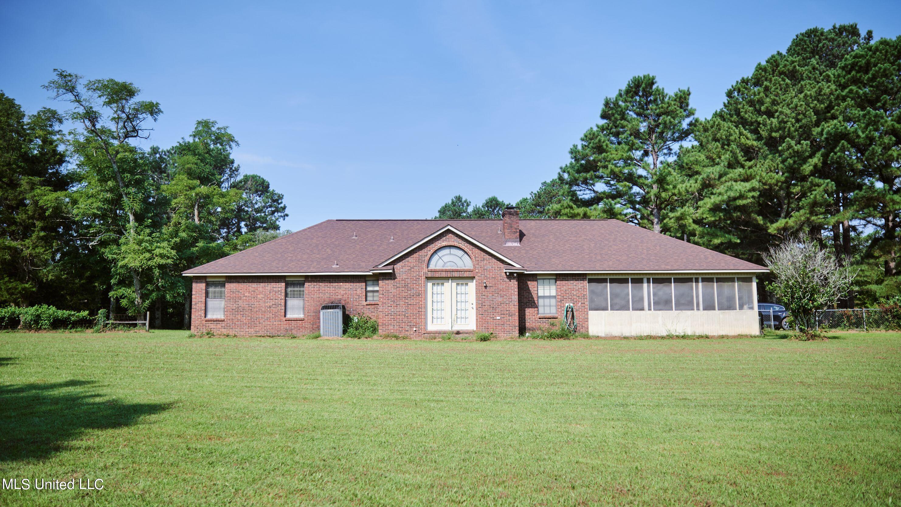 443 Victoria Road Byhalia, MS 38611 - Photo 4 of 32 1000002288