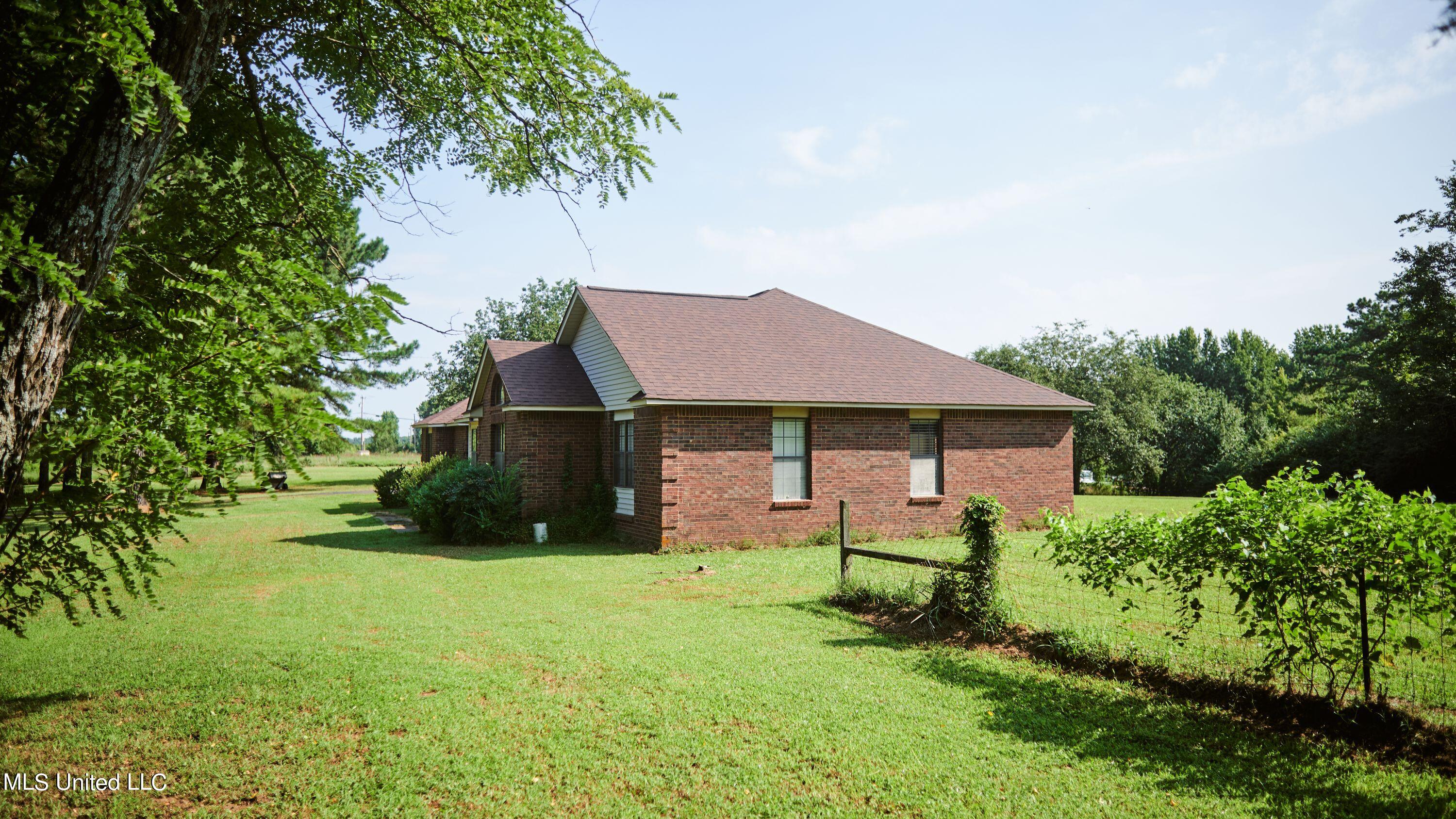 443 Victoria Road Byhalia, MS 38611 - Photo 5 of 32 1000002285