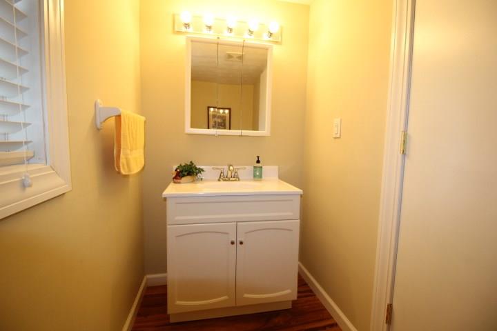 14640 South Jonesville Road Columbus, IN 47201 - Photo 9 of 19 Gallery Image 9