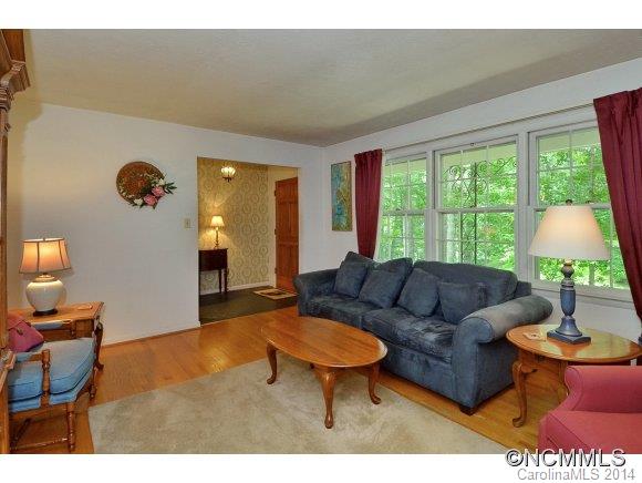 3 Highlander Road Asheville, NC 28804 - Photo 8 of 17 Gallery Image 8