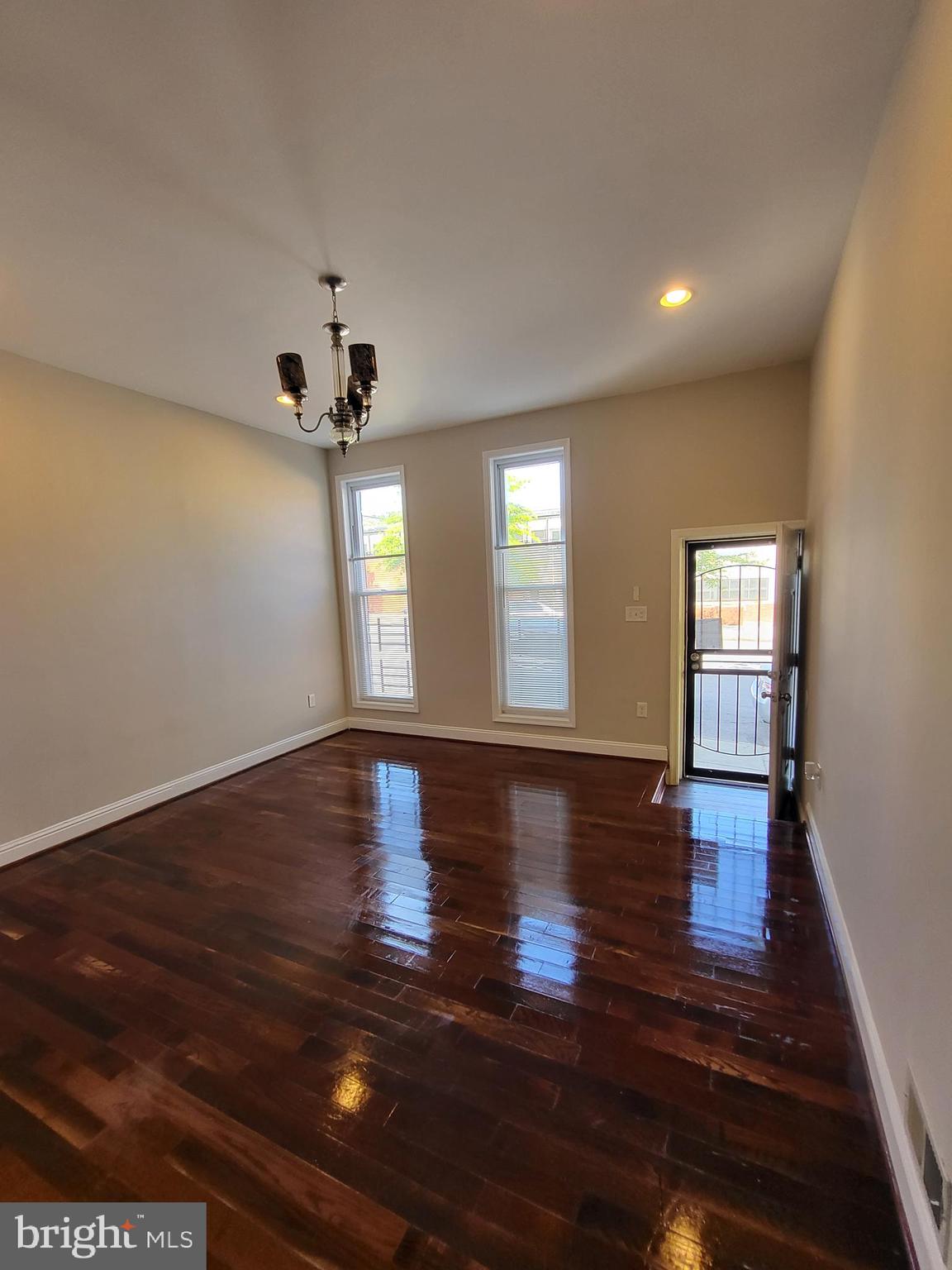 1122 North Eden Street Baltimore, MD 21213 - Photo 6 of 23