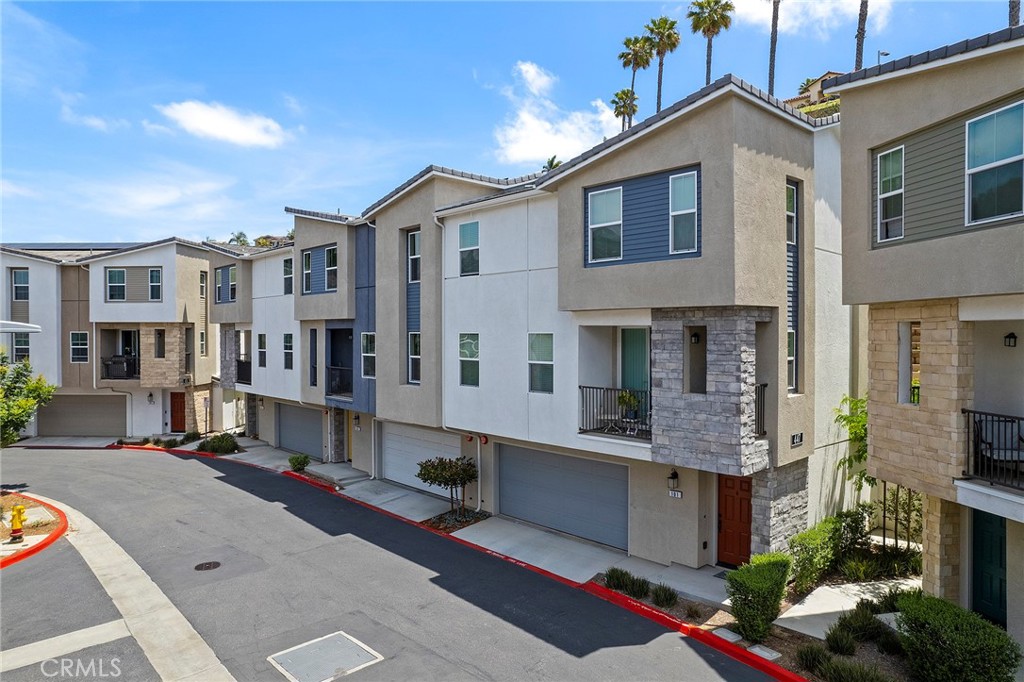 447 Fitzpatrick Road, Unit 102B San Marcos, CA 92069 - Photo 25 of 32