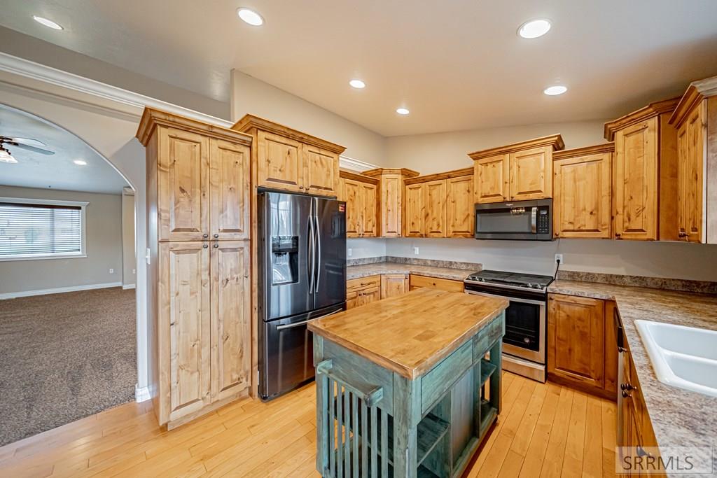 195 North 3806 East Rigby, ID 83442 - Photo 16 of 80