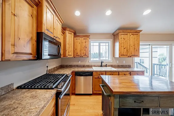 $615,000 | 195 North 3806 East, Rigby, ID 83442