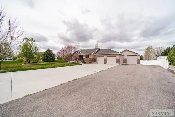 $615,000 | 195 North 3806 East, Rigby, ID 83442