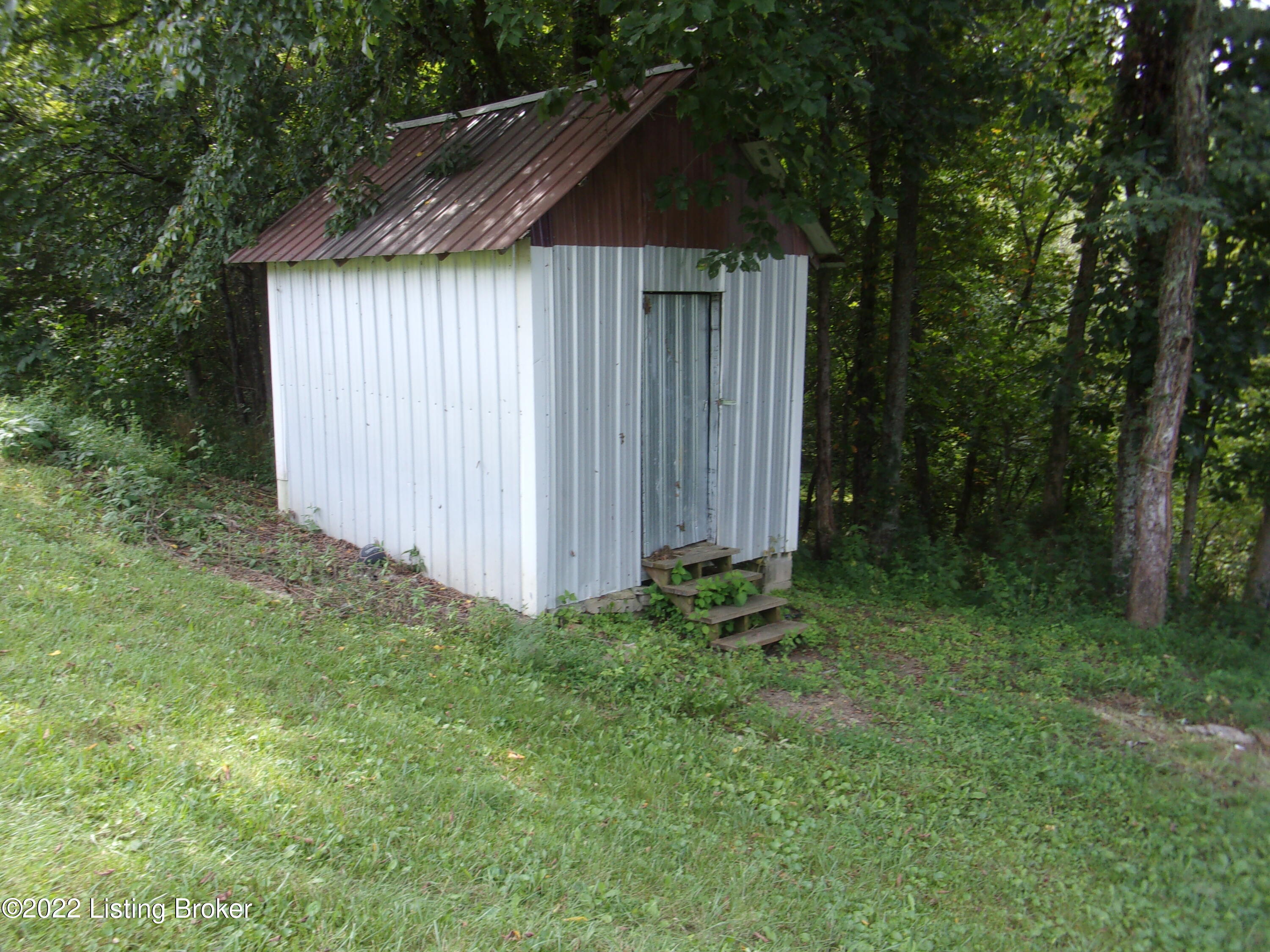 1838 Highview Church Road Bloomfield, KY 40008 - Photo 20 of 25 101_4274