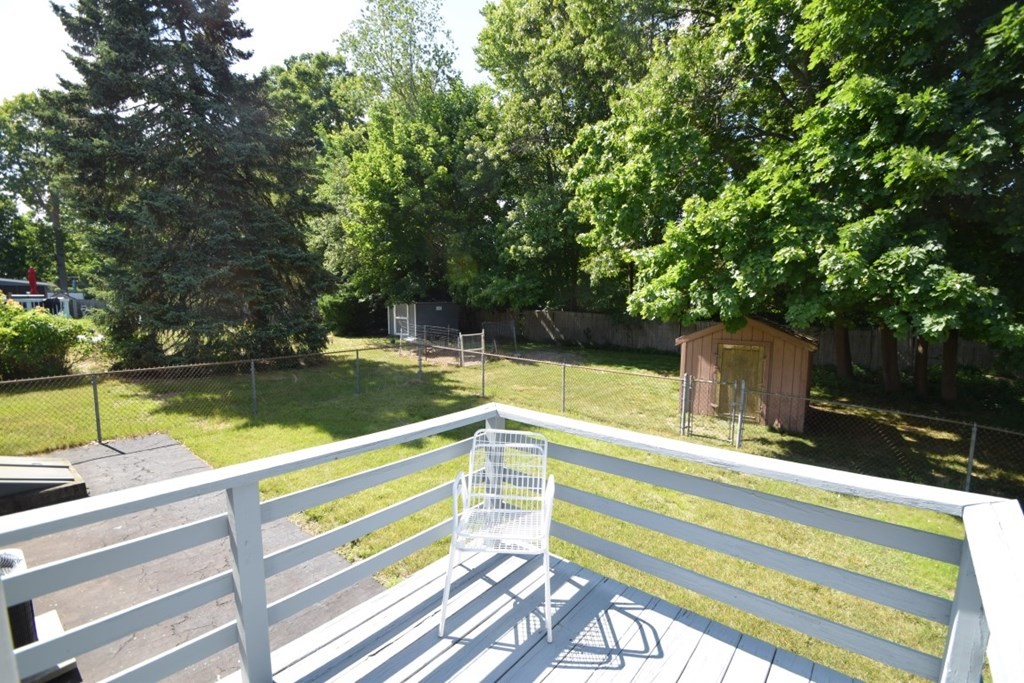 44 Bartlett Road Randolph, MA 02368 - Photo 12 of 26