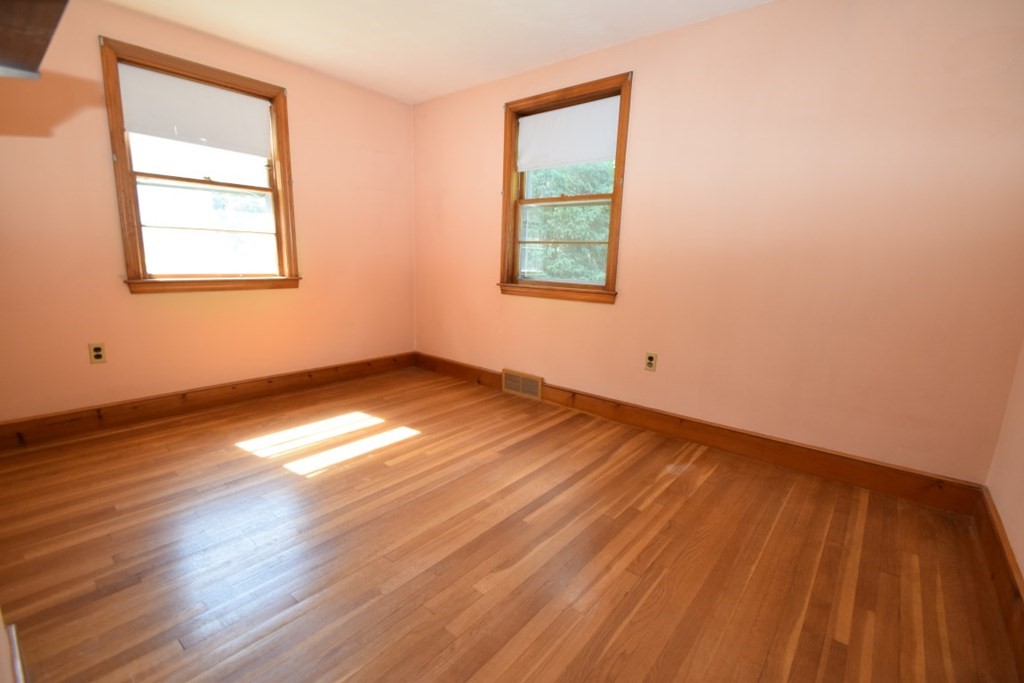 44 Bartlett Road Randolph, MA 02368 - Photo 14 of 26