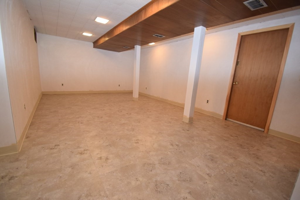 44 Bartlett Road Randolph, MA 02368 - Photo 17 of 26