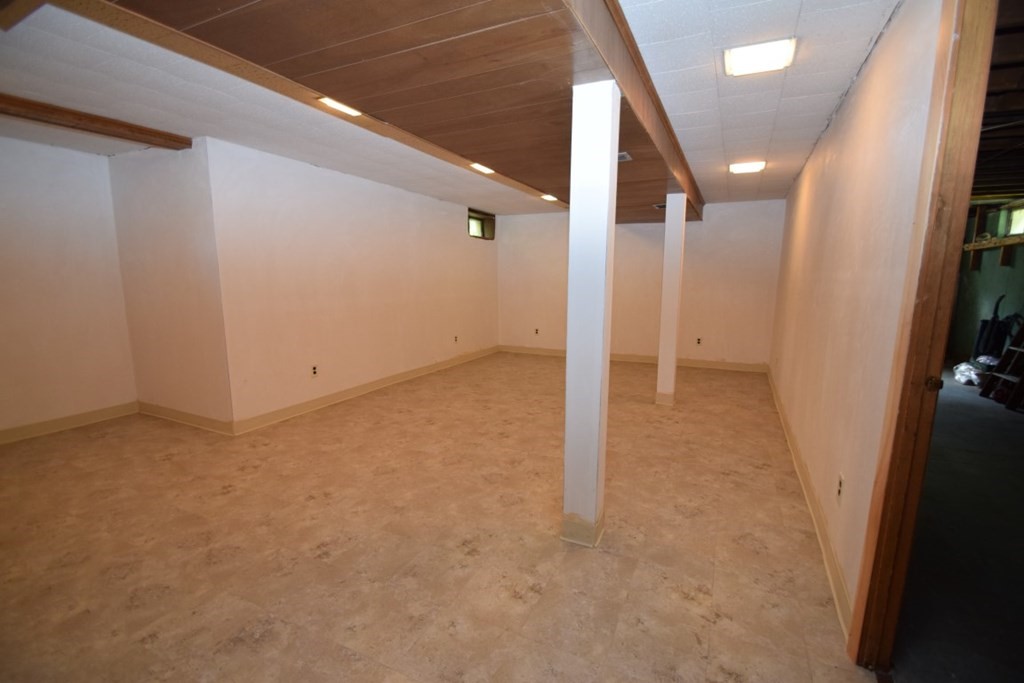 44 Bartlett Road Randolph, MA 02368 - Photo 18 of 26