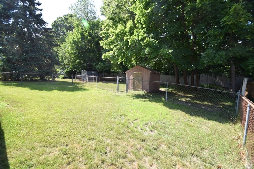 44 Bartlett Road Randolph, MA 02368 - Photo 19 of 26