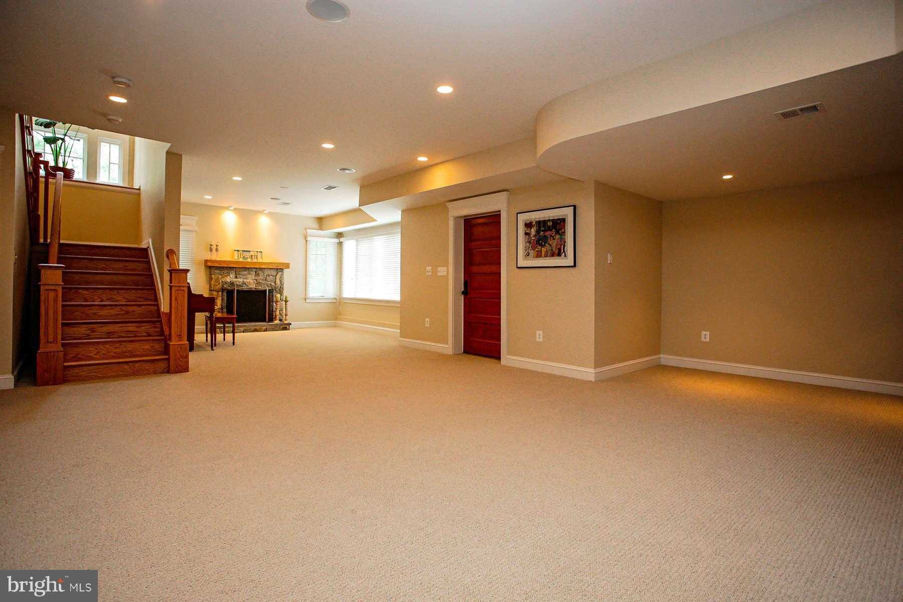 6216 Park Road McLean, VA 22101 - Photo 17 of 30 Basement