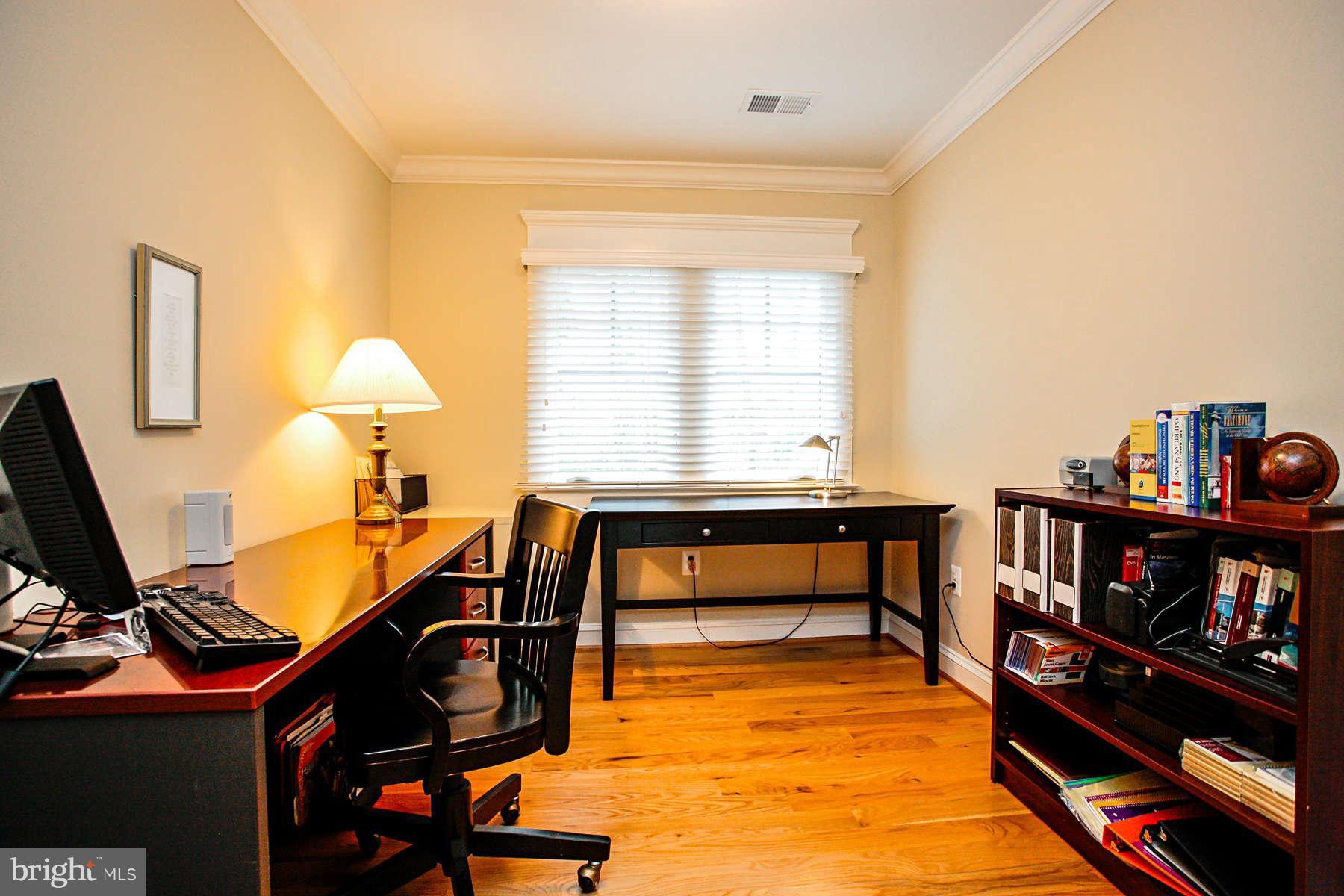 6216 Park Road McLean, VA 22101 - Photo 20 of 30 Upper Level Study