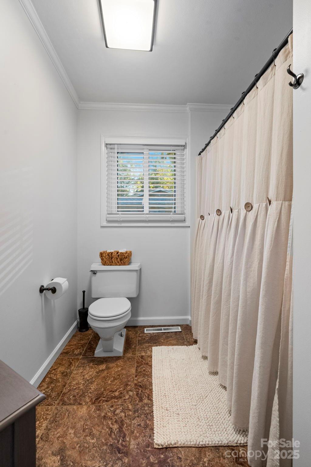 807 15th Street Northwest Conover, NC 28613 - Photo 19 of 36