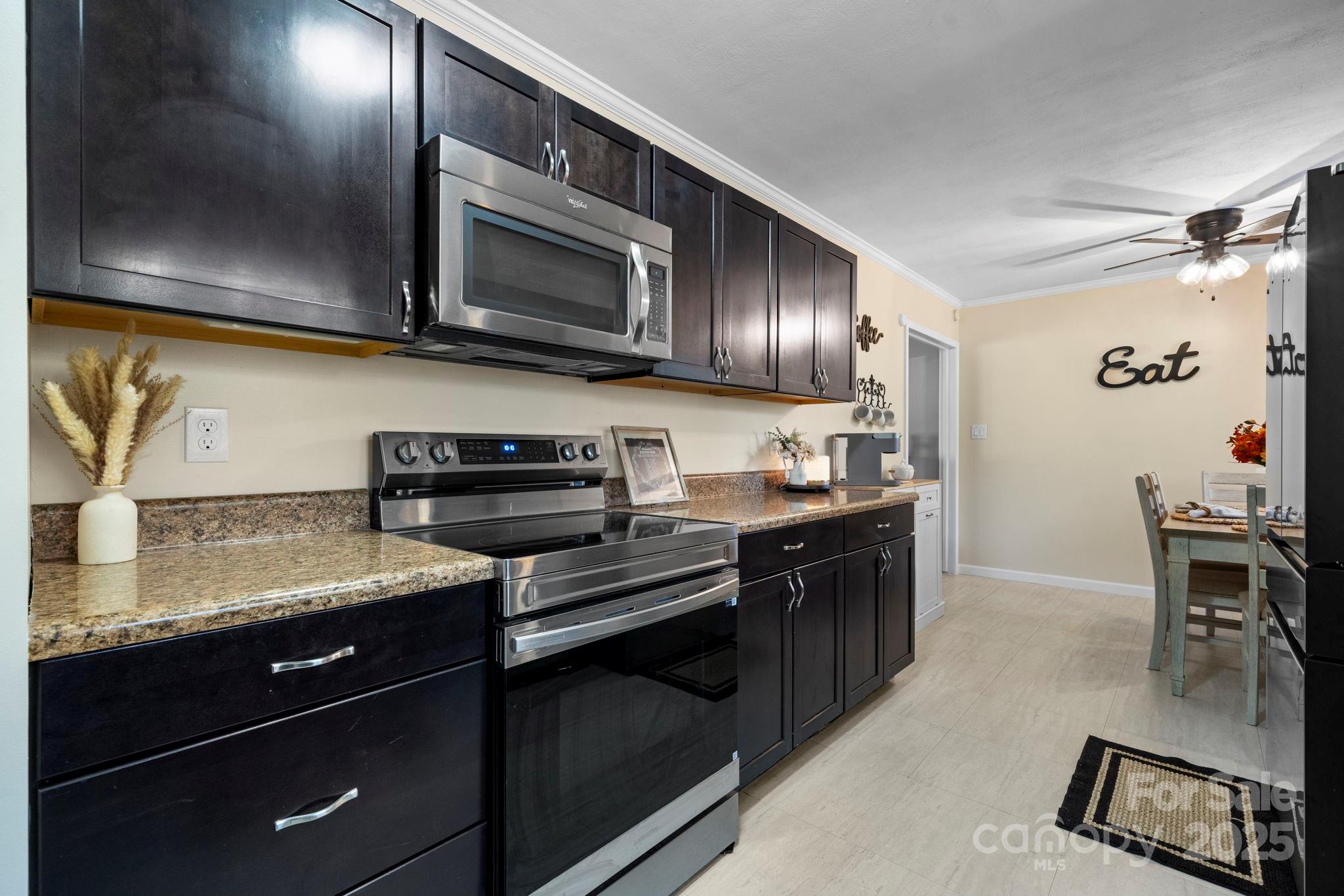 807 15th Street Northwest Conover, NC 28613 - Photo 23 of 36