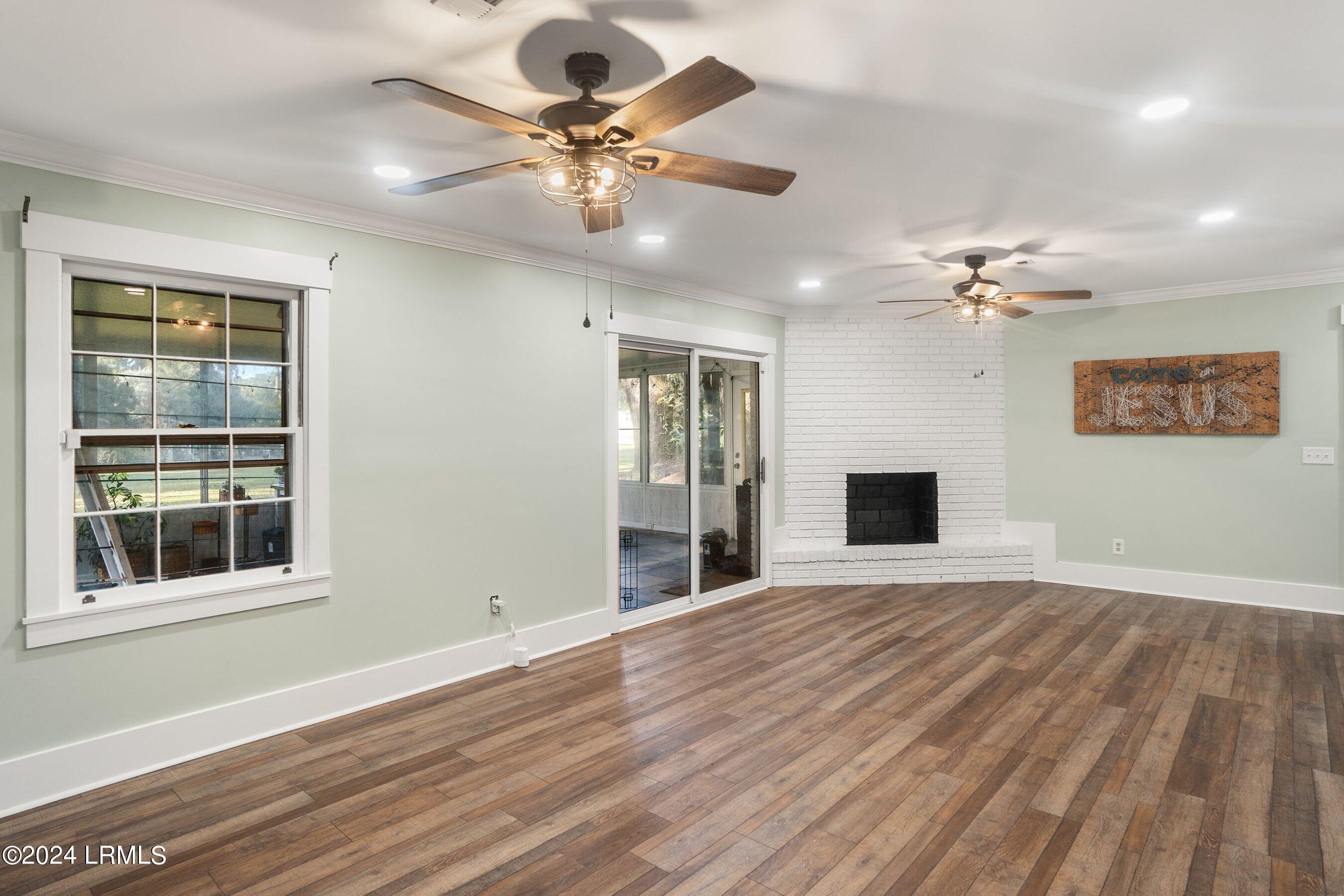 6028 Creek Road Beaufort, SC 29906 - Photo 14 of 51 DSC06587-40.jpg-SMALL