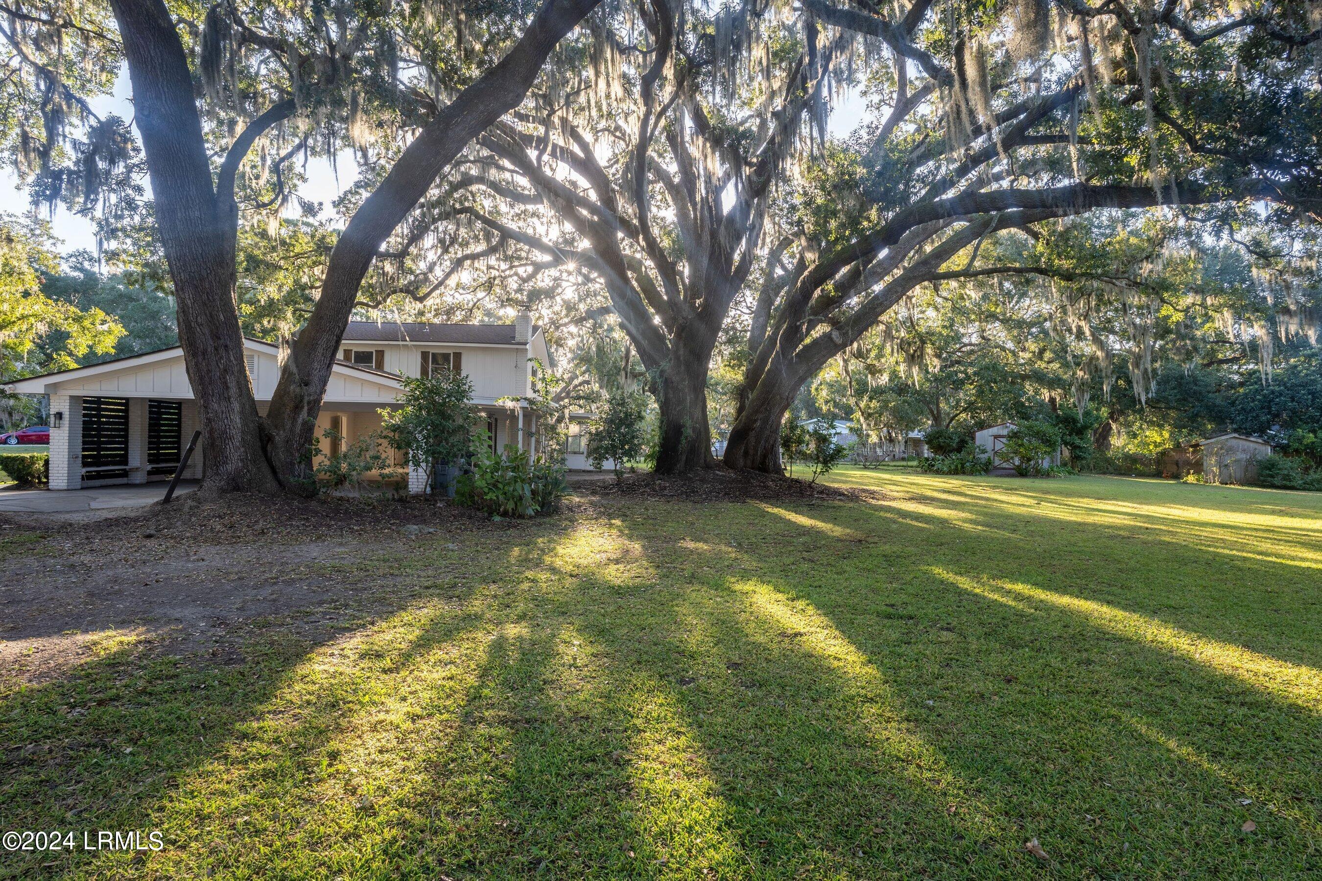 6028 Creek Road Beaufort, SC 29906 - Photo 40 of 51 DSC06487-HDR-1.jpg-SMALL