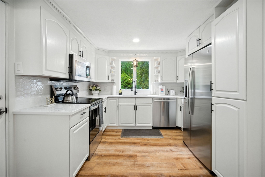 882 Glendale Road Wilbraham, MA 01095 - Photo 13 of 42 Gallery Image 13