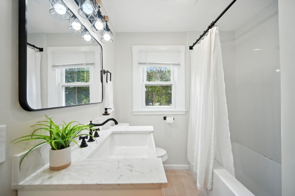 882 Glendale Road Wilbraham, MA 01095 - Photo 32 of 42 Gallery Image 32
