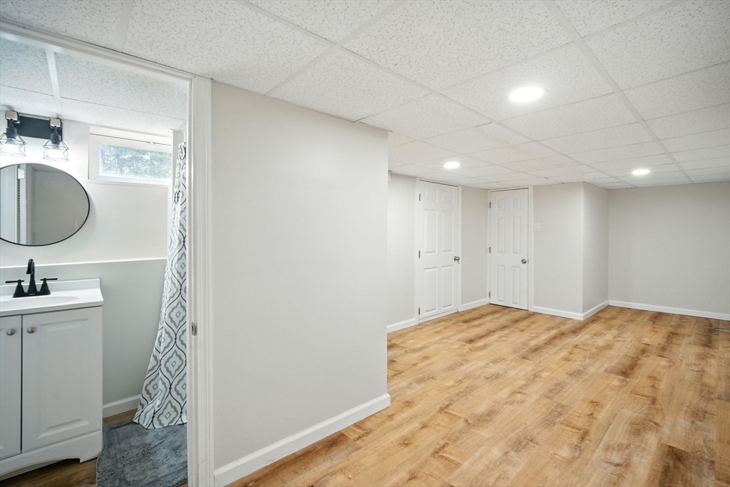882 Glendale Road Wilbraham, MA 01095 - Photo 35 of 42 Gallery Image 35