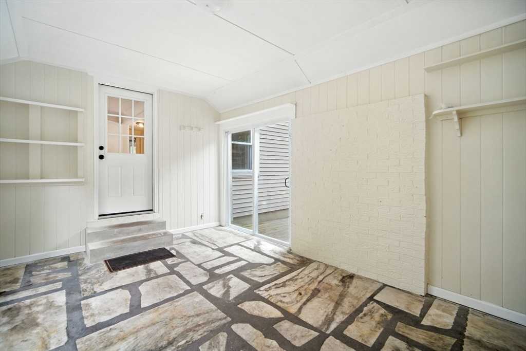 882 Glendale Road Wilbraham, MA 01095 - Photo 36 of 42 Gallery Image 36