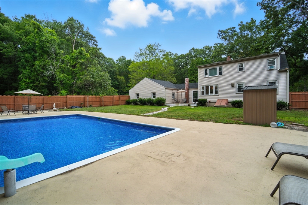882 Glendale Road Wilbraham, MA 01095 - Photo 38 of 42 Gallery Image 38
