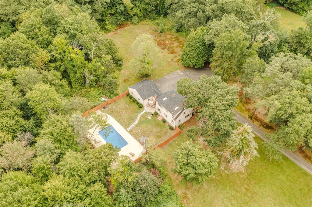882 Glendale Road Wilbraham, MA 01095 - Photo 4 of 42 Gallery Image 4