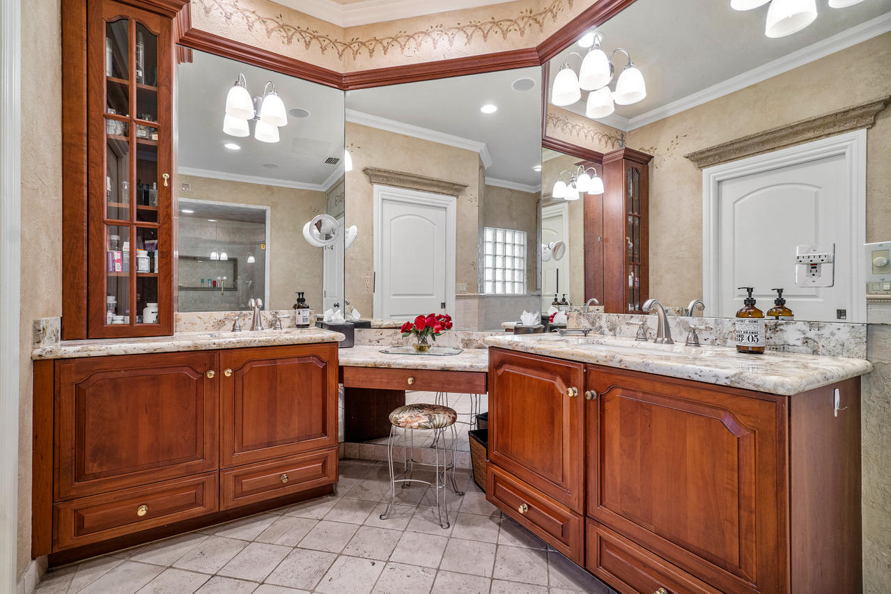 761 Northwest 4th Court Boca Raton, FL 33432 - Photo 22 of 37 024-761Northwest4thCourt-BocaRaton-FL-33