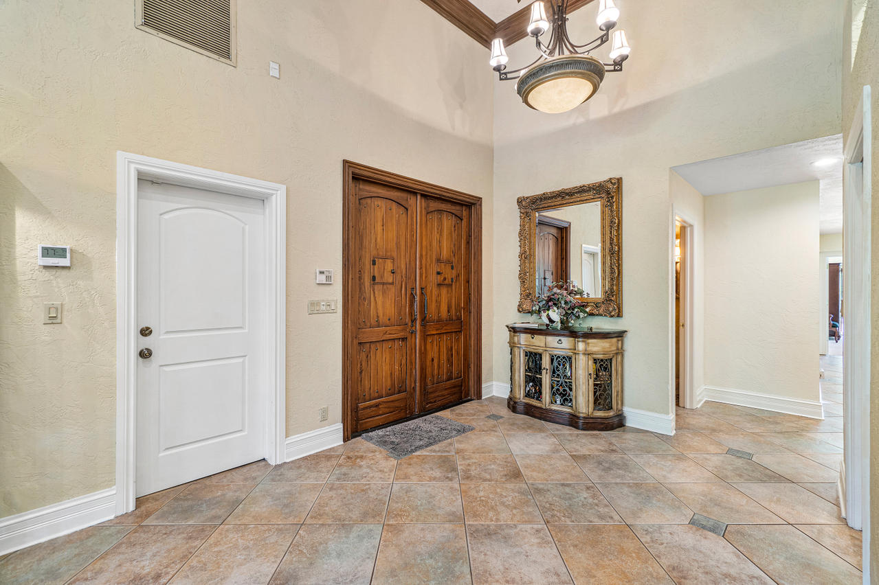 761 Northwest 4th Court Boca Raton, FL 33432 - Photo 4 of 37 006-761Northwest4thCourt-BocaRaton-FL-33