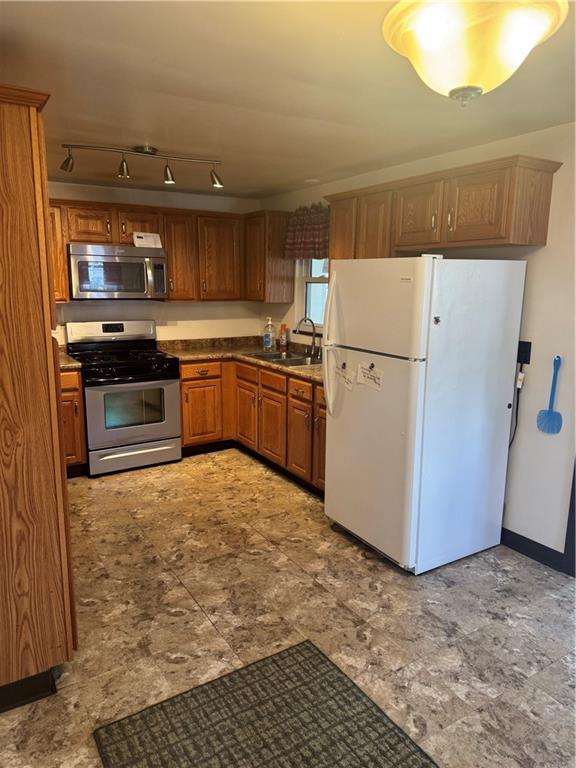 524 Arizona Drive New Kensington, PA 15068 - Photo 7 of 14