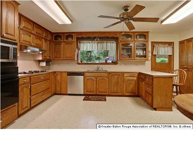 5750 Groom Road Baker, LA 70714 - Photo 3 of 8 Gallery Image 3