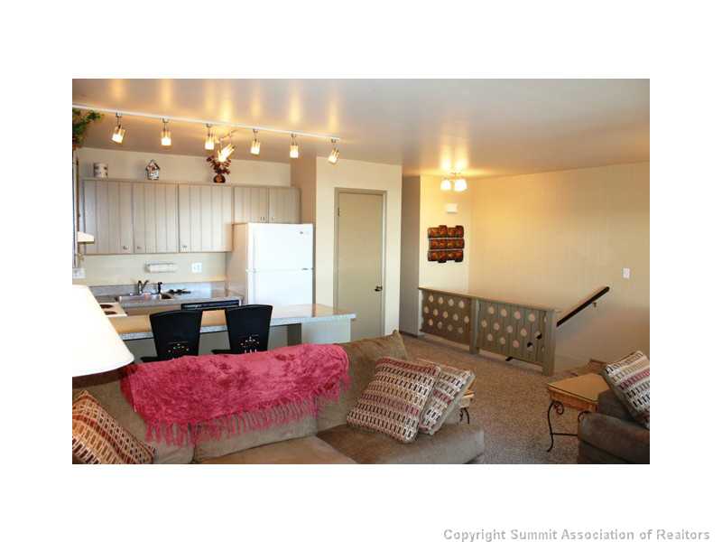 70 Evergreen Road, Unit 305 Dillon, CO 80435 - Photo 9 of 21 Living Room.