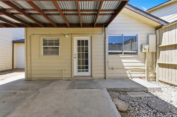 $1,875 | 7131 Westbranch Drive, Houston, TX 77072