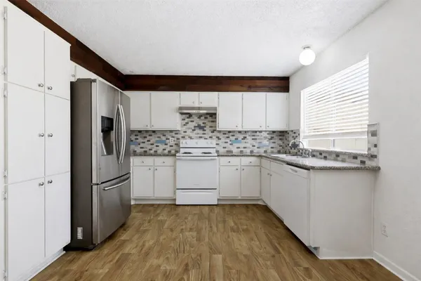 $1,875 | 7131 Westbranch Drive, Houston, TX 77072