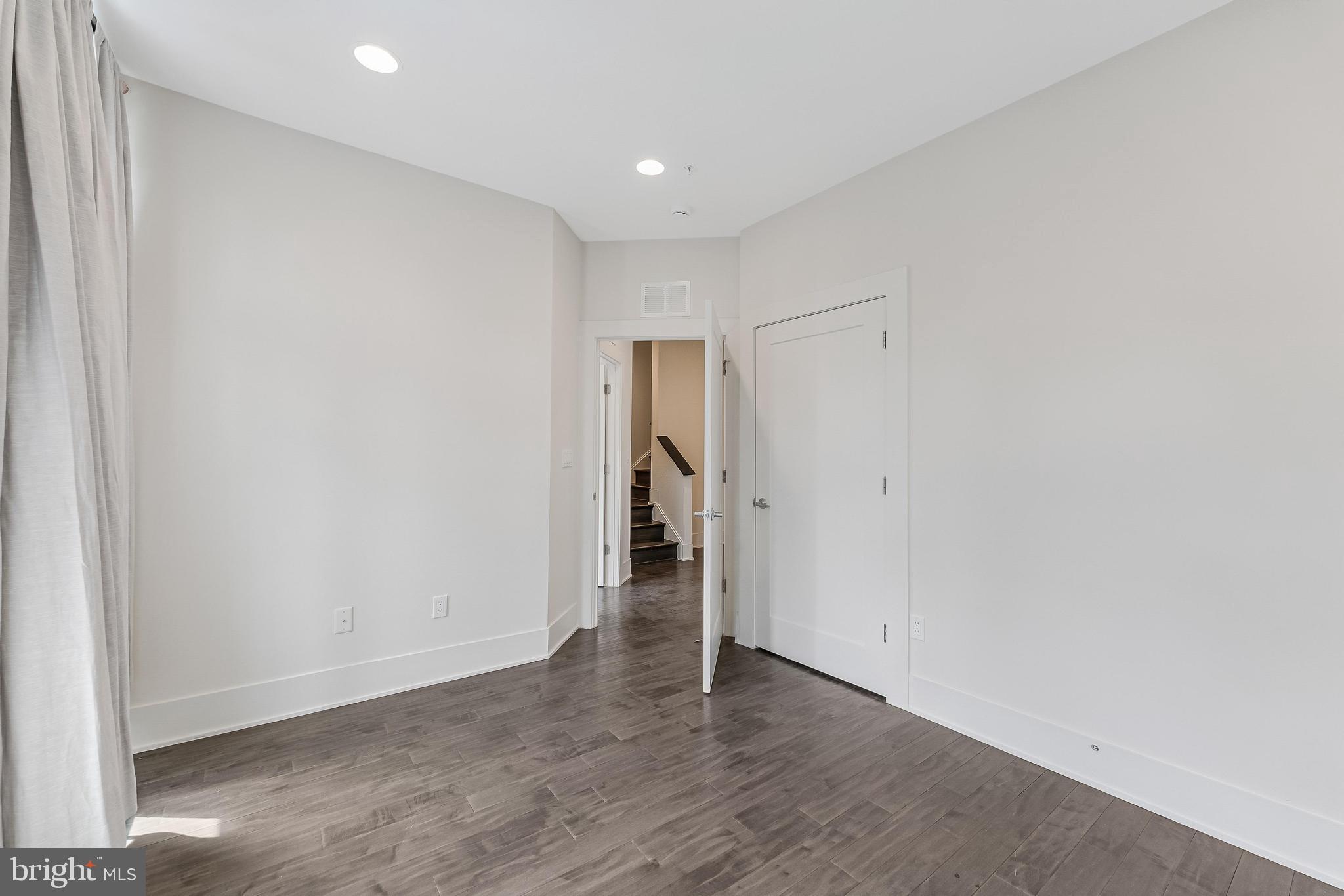 5125 Willet Bridge Road Bethesda, MD 20816 - Photo 31 of 47 a view of an empty room