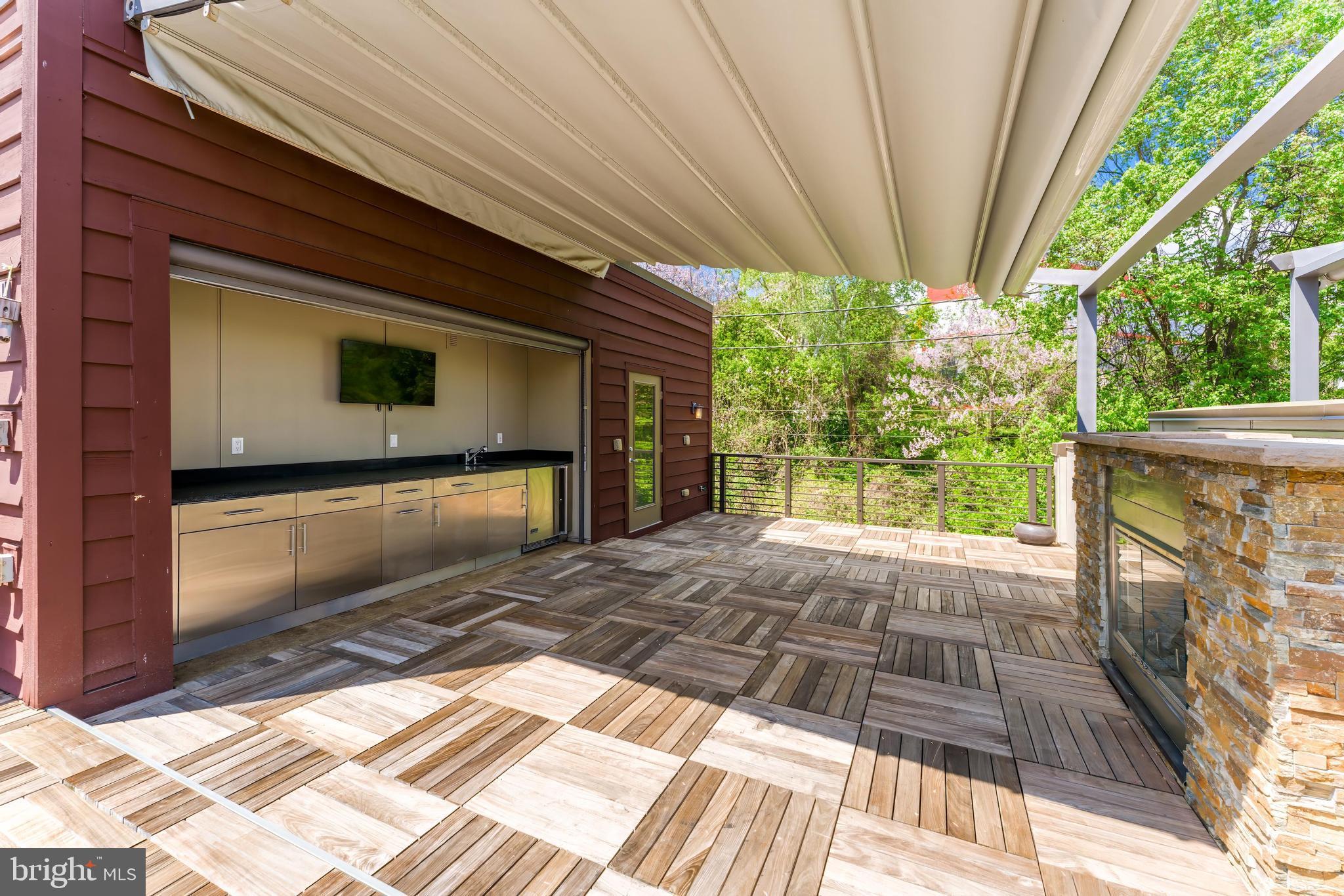 5125 Willet Bridge Road Bethesda, MD 20816 - Photo 39 of 47 a view of outdoor space