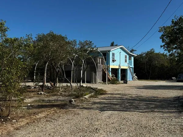 $495,000 | 19264 Acosta Road, Sugarloaf, FL 33042