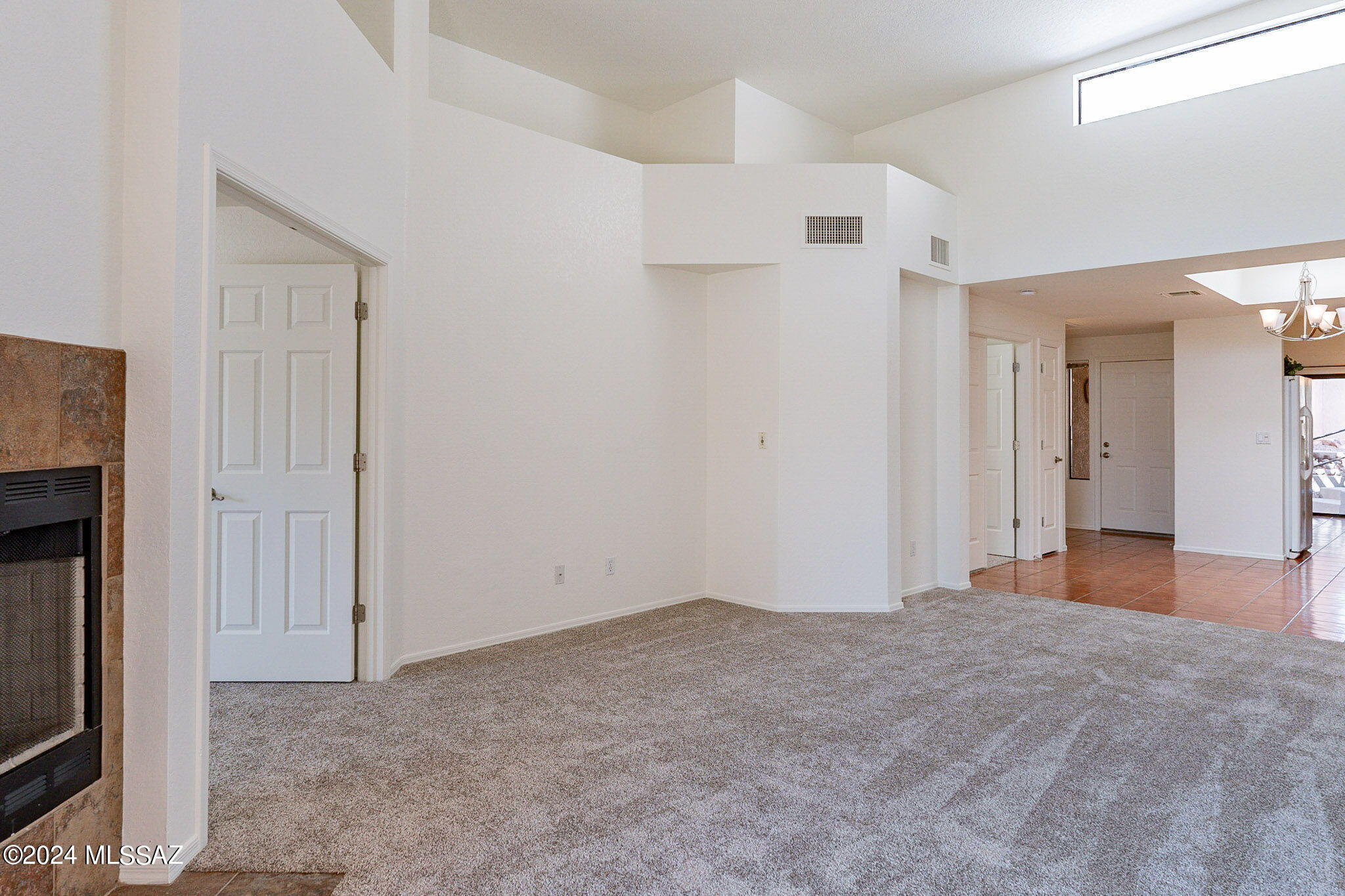 4990 North Valle Road Tucson, AZ 85750 - Photo 7 of 50