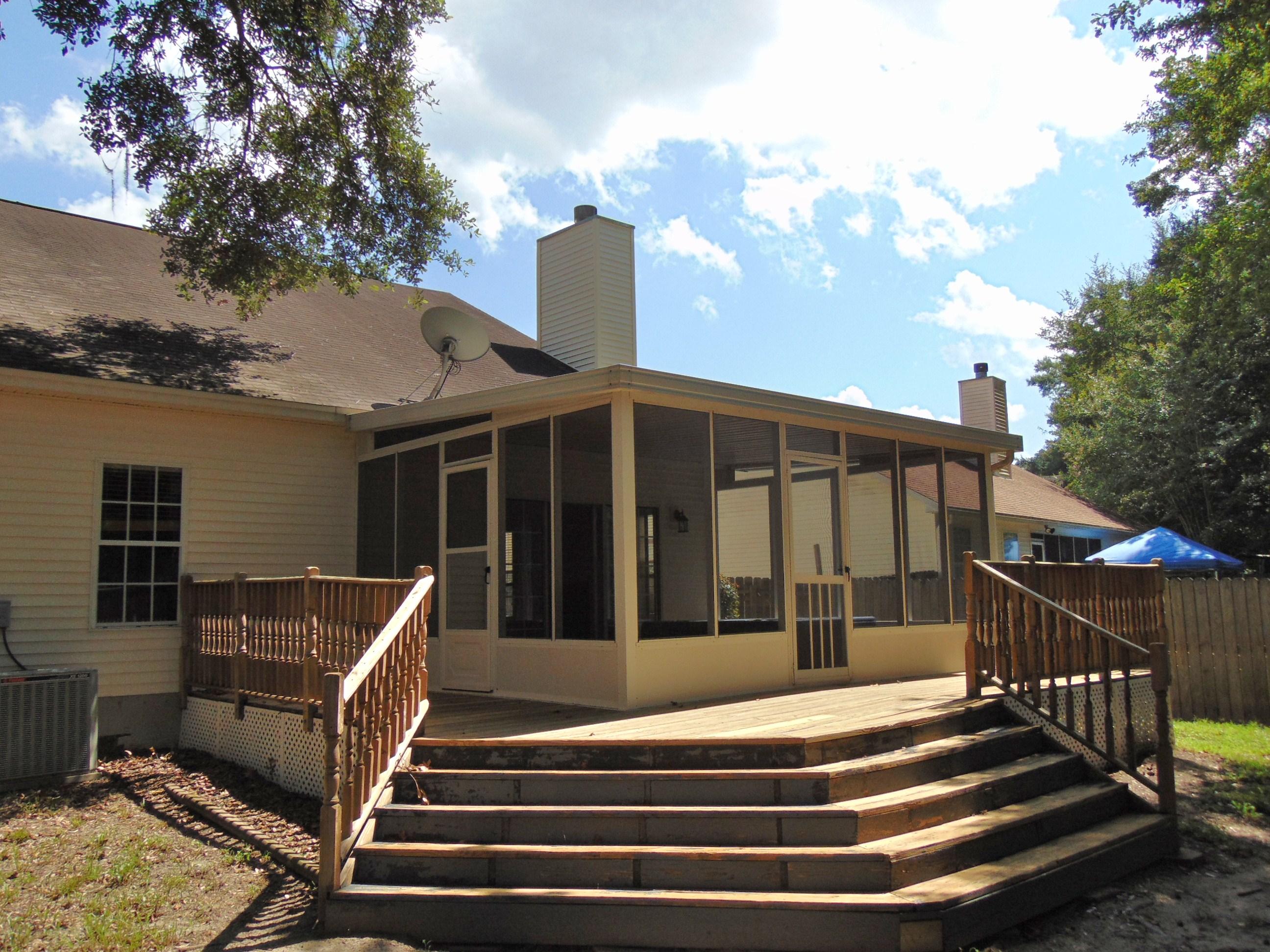 381 Bertram Road Summerville, SC 29485 - Photo 5 of 15 DECKS