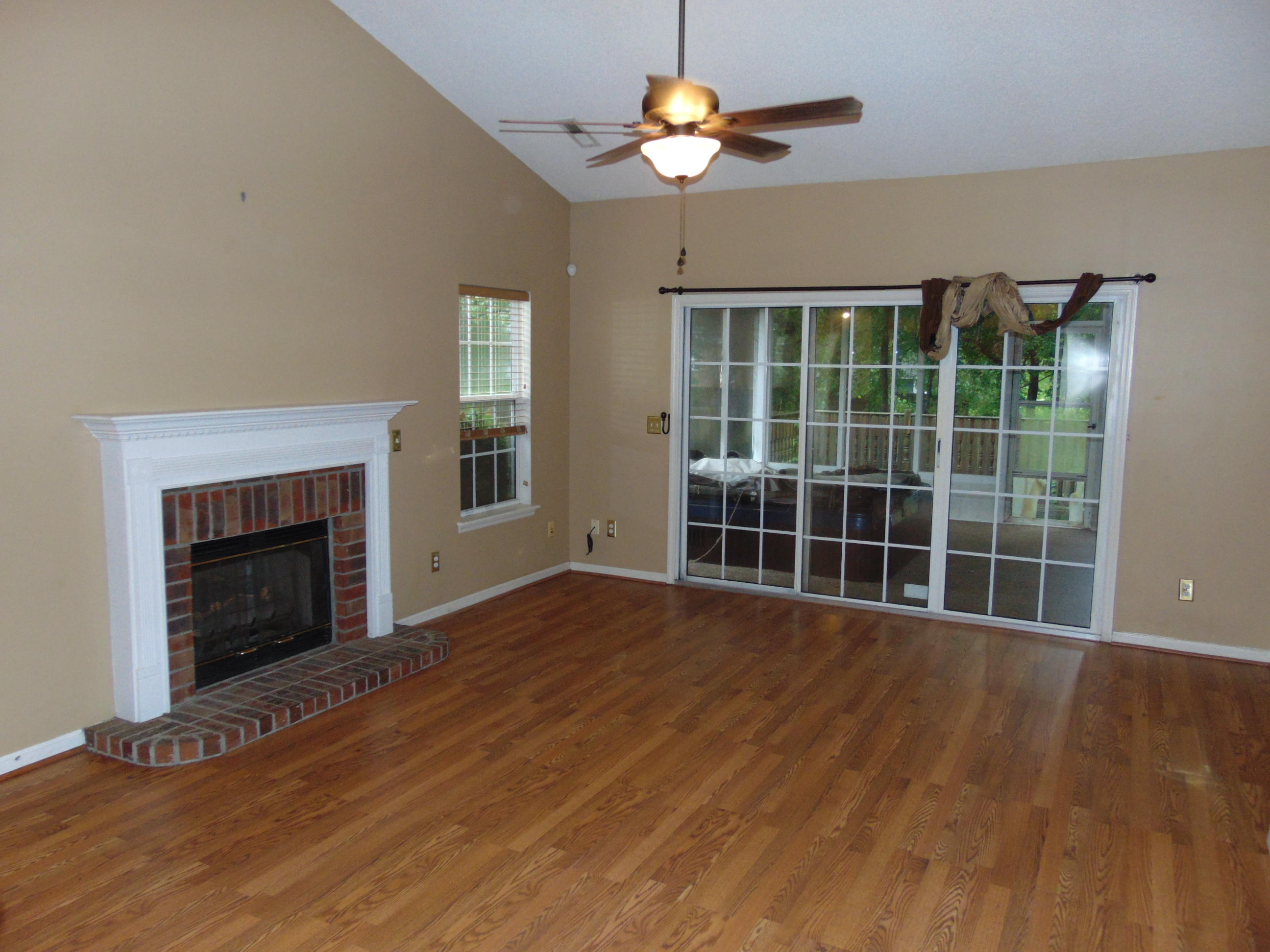 381 Bertram Road Summerville, SC 29485 - Photo 7 of 15 GAS FIREPLACE
