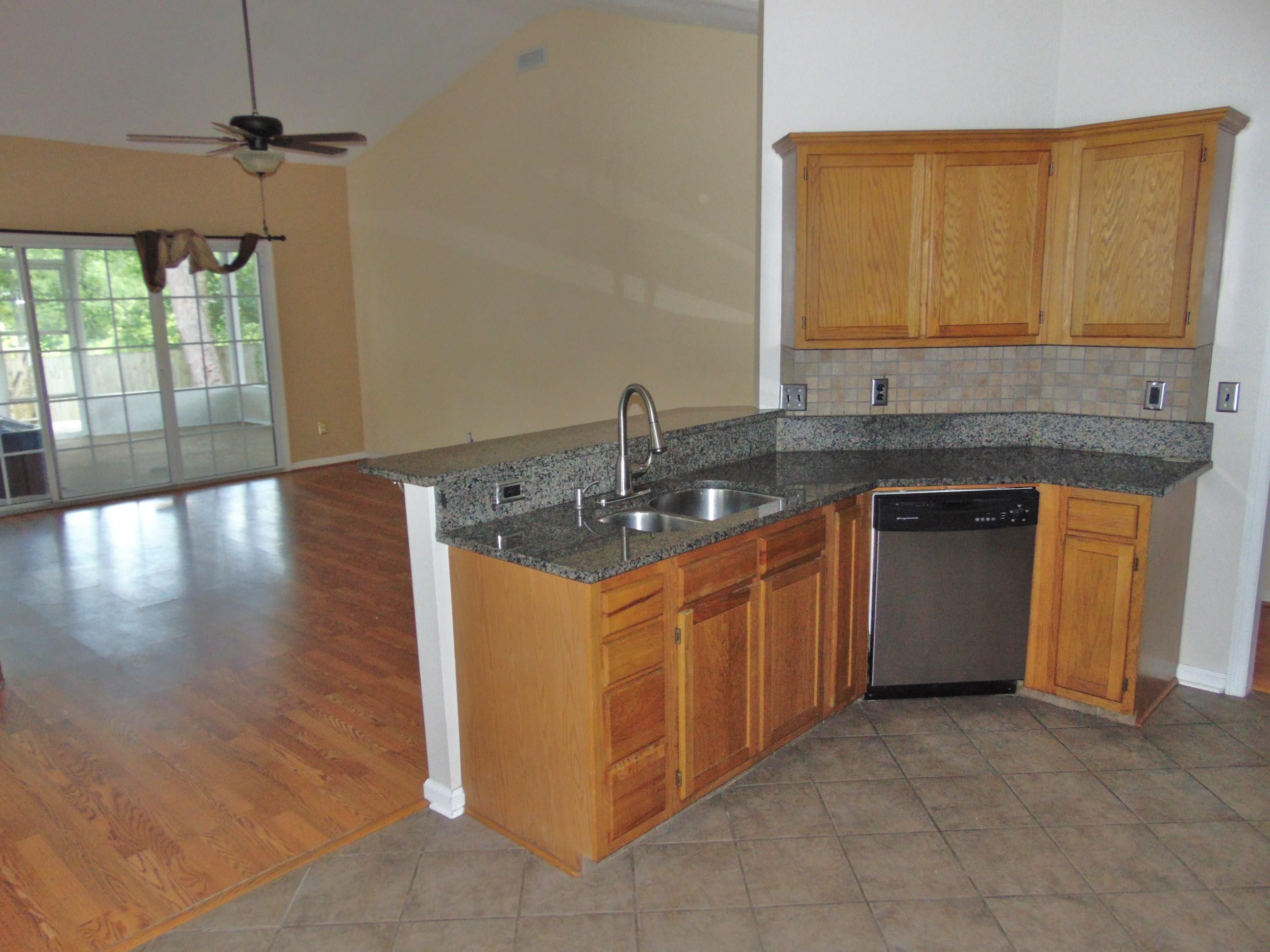 381 Bertram Road Summerville, SC 29485 - Photo 8 of 15 TILED KITCHEN
