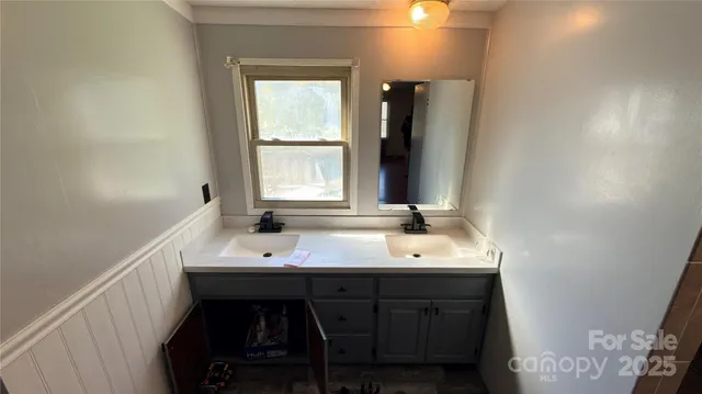 $130,000 | 1711 West C Street, Kannapolis, NC 28081