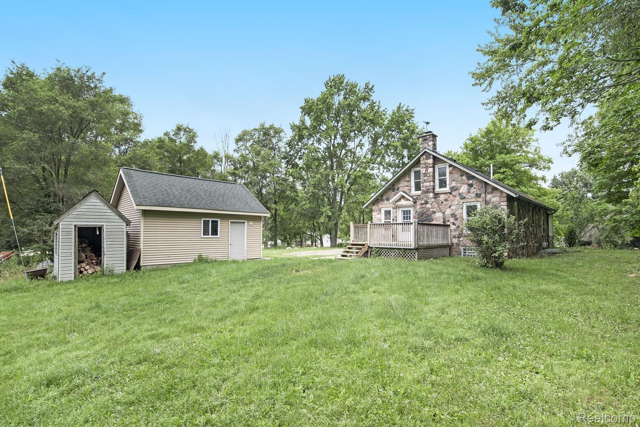1290 Bowers Road Lapeer, MI 48446 - Photo 31 of 39 29.jpg