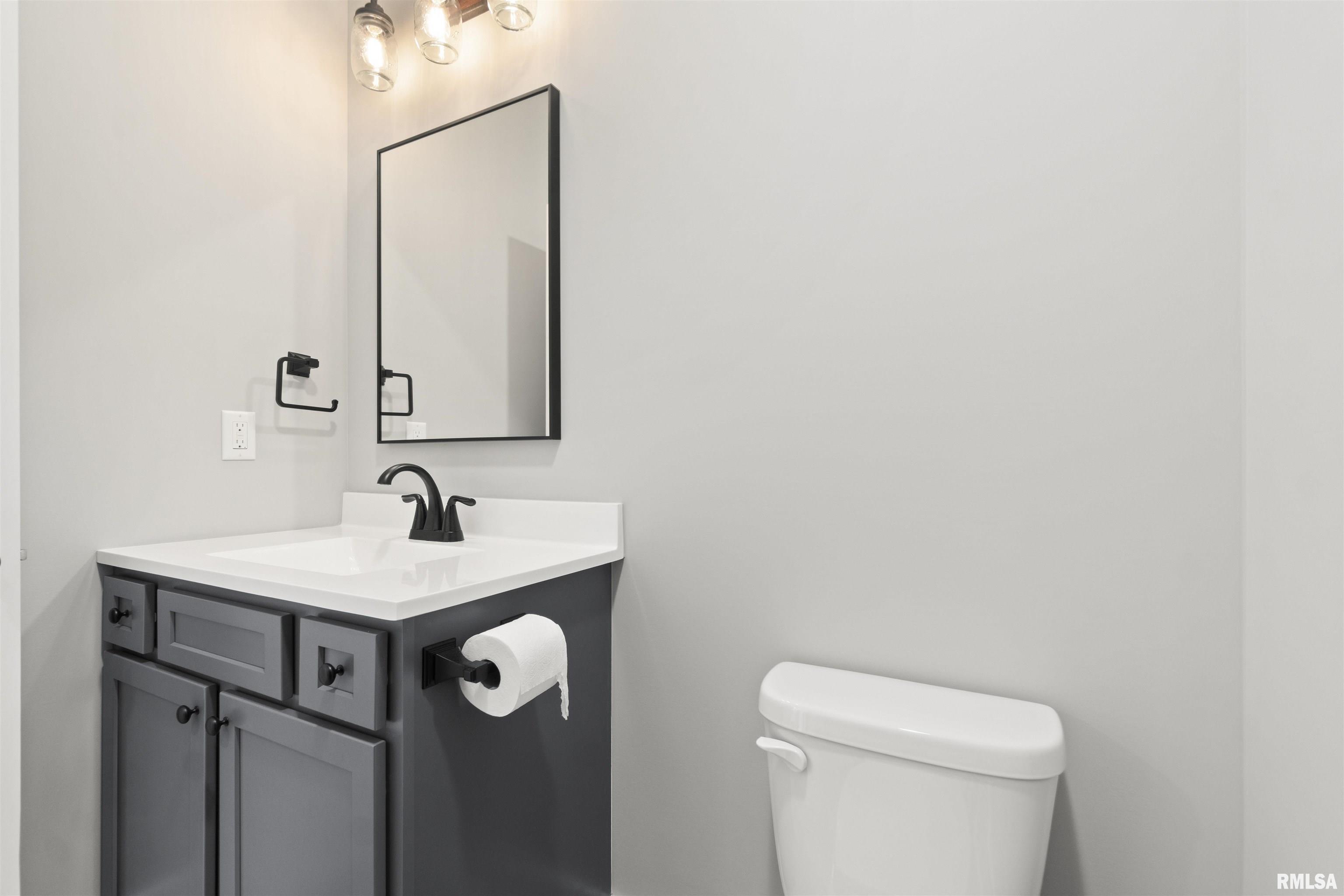 1626 Rustic Oak Drive Washington, IL 61571 - Photo 17 of 38 Gallery Image 17