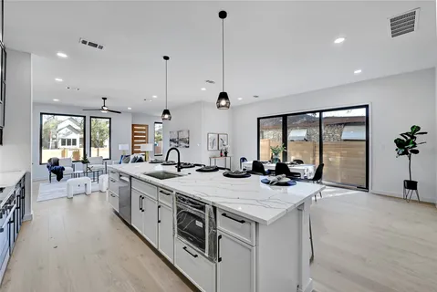 $695,000 | 903 Redd Street, Unit 1, Austin, TX 78745