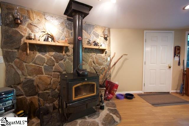 151 Connelly Road Marietta, SC 29661 - Photo 4 of 26 Gallery Image 4
